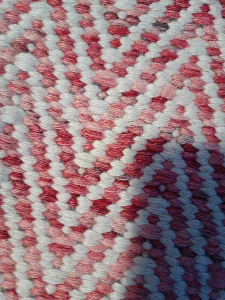 Kırmızı Kenarlı Geleneksel Kilim - Görsel 3