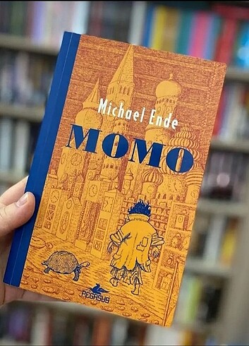 Momo.