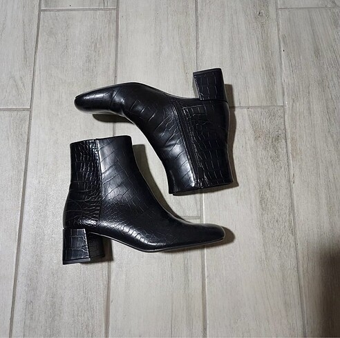Pull and bear kare topuk & kare burun bot