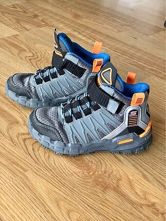 Skechers Adventure Track Erkek Çocuk Gri Bot