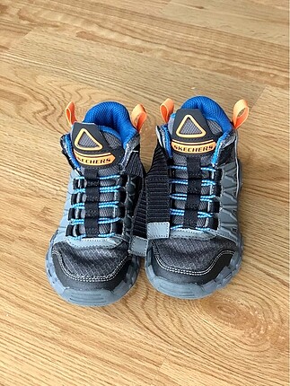 28 Beden Skechers Adventure Track Erkek Çocuk Gri Bot