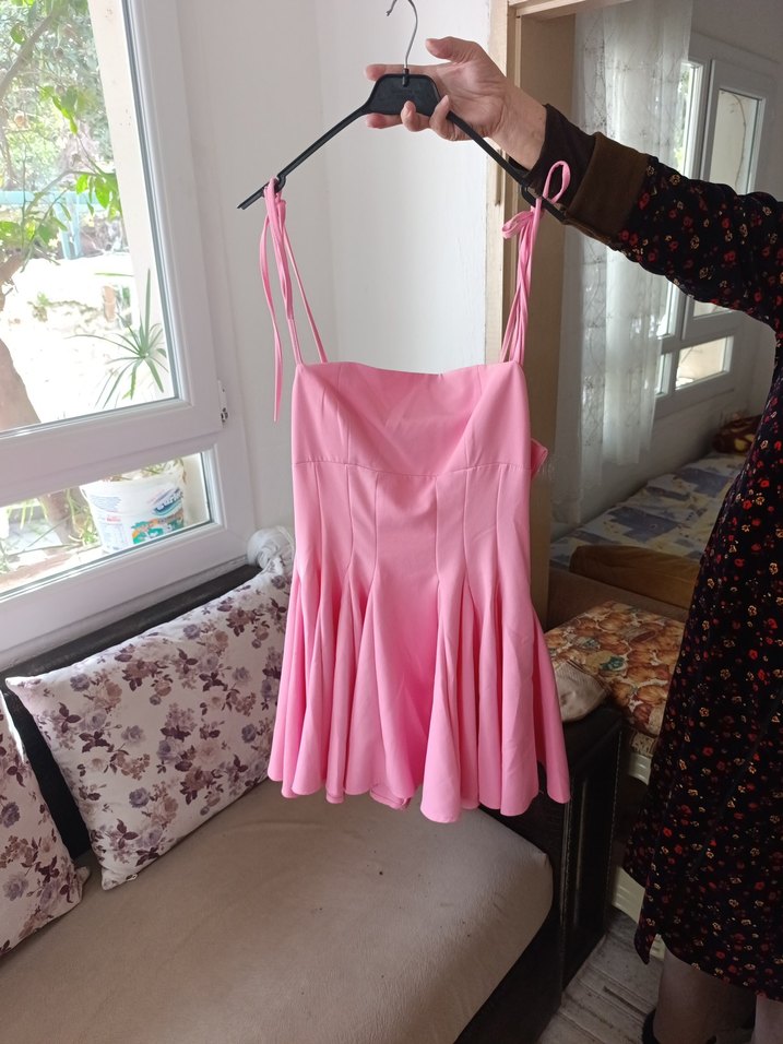 Pembe Pilili Mini Askılı Elbise - Görsel 4