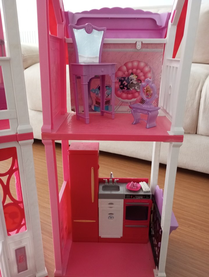 Barby oyun evi - Görsel 2