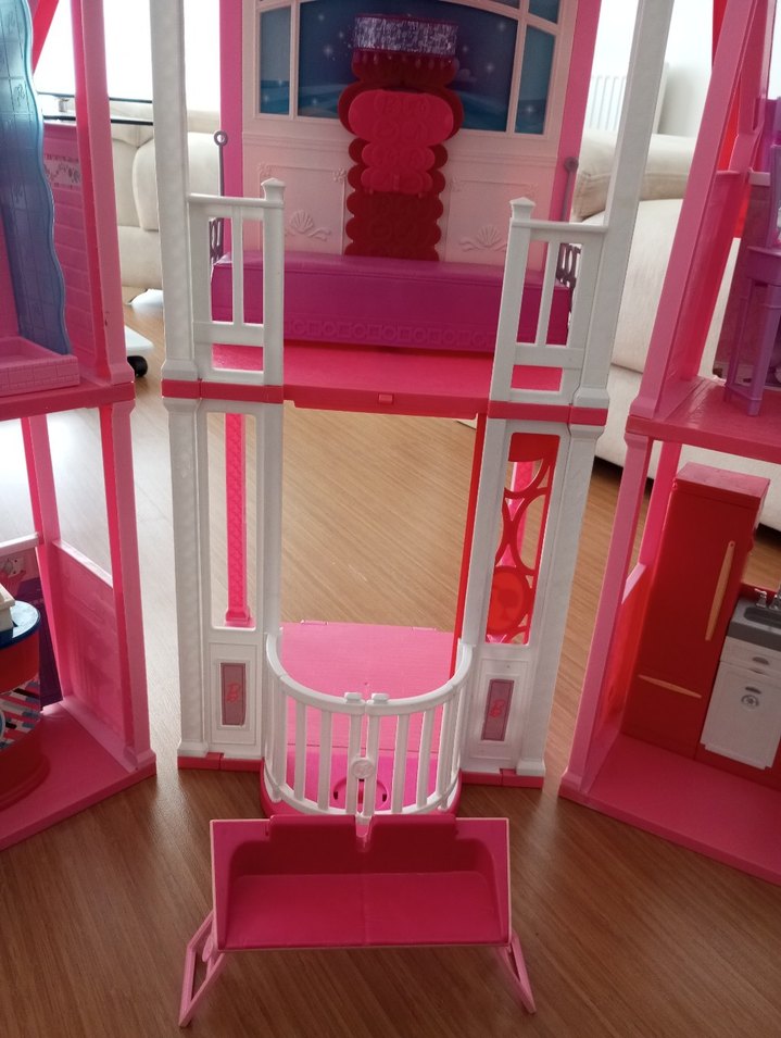 Barby oyun evi - Görsel 3