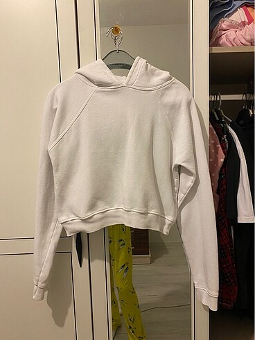 Beyaz crop sweat