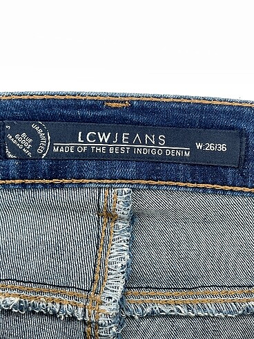 26 Beden mavi Renk LC Waikiki Jean / Kot %70 İndirimli.