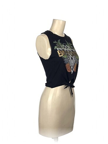 Vintage Love PreLoved Askılı %70 İndirimli.