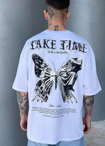 Butterfly oversize t-shirt