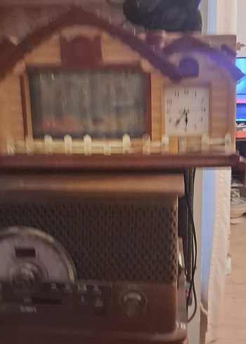 Renkli Işıklı Ev Tasarımlı Masa Saati - Görsel 9