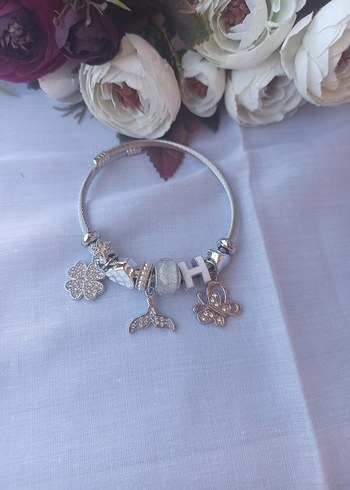 Beden Altın Renkli Boncuklu Kadın Pandora Bileklik