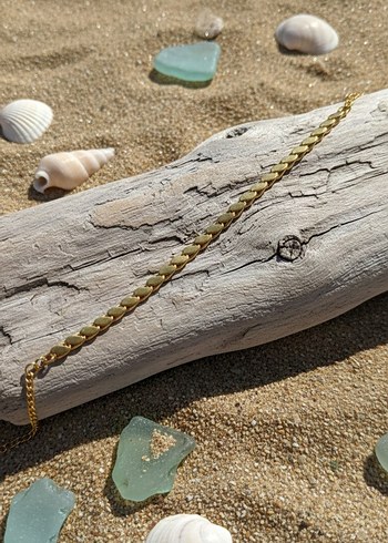 Arpa Zincir Detaylı Altın Rengi Kadın Bileklik - Görsel 4