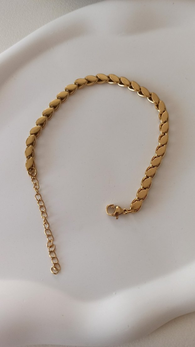Arpa Zincir Detaylı Altın Rengi Kadın Bileklik - Görsel 2