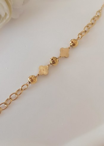 Zincir Detaylı Altın Renkli Kadın Bileklik - Görsel 2
