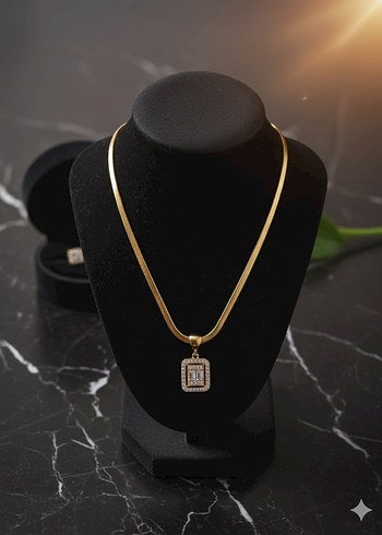 Altın Renkli Ezme Zincir Detaylı Kolye - Görsel 2