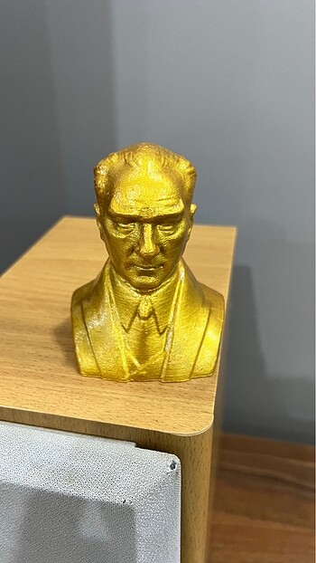 ATATÜRK BÜSTÜ