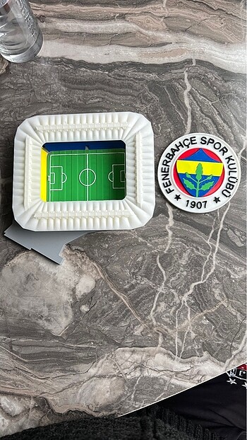 Beden çeşitli Renk Fenerbahçe Stadı (Ebadı 175x145x40 mm )