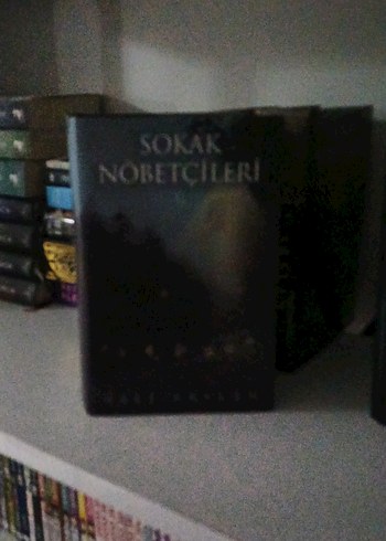  Beden Aslı Arslan - Sokak Nöbetçileri (Ciltli)