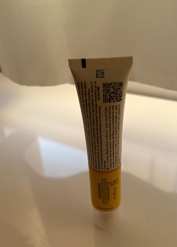 Garnier Vitamin C Günlük SPF 50+ Güneş Kremi - Görsel 4