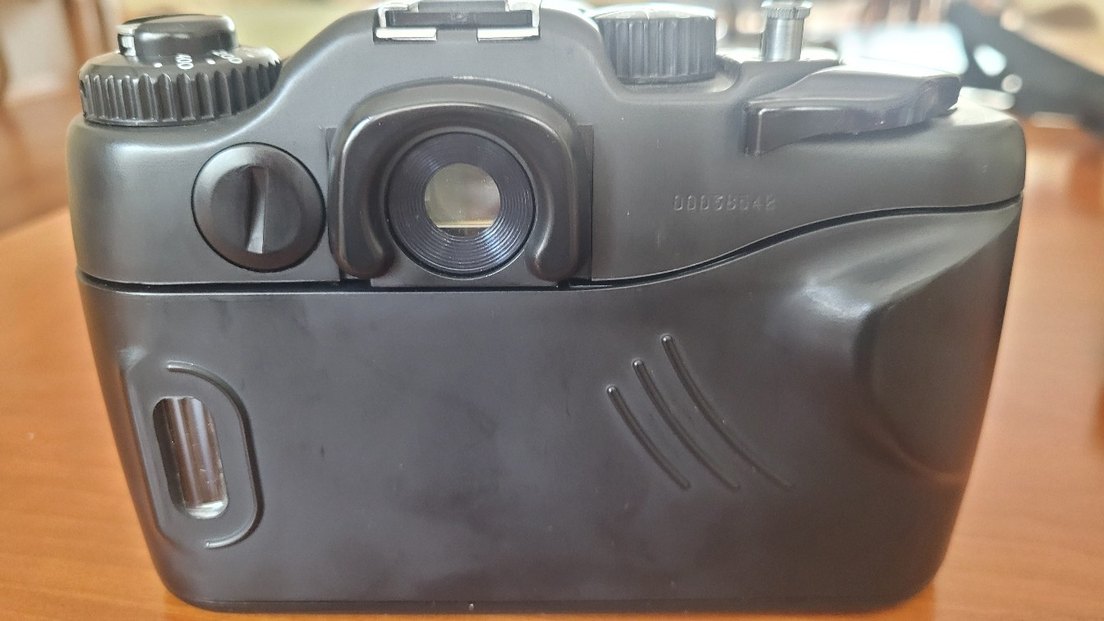 ZENIT 312m Analog Fotograf makinası flaş hediyeli - Görsel 3