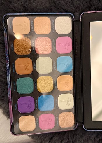 Renkli Çoklu Göz Farı Paleti - Görsel 2