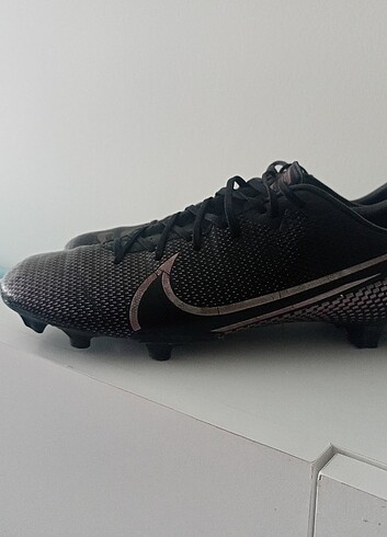 44 Beden Nike krampon