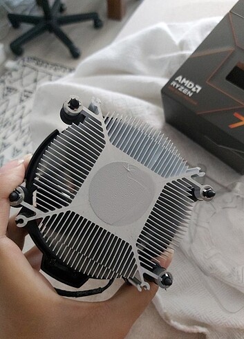 AMD Ryzen İşlemci Soğutucu Fan Wraith Stealth - Görsel 3