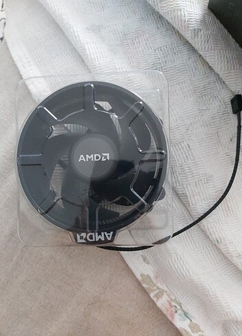 AMD Ryzen İşlemci Soğutucu Fan Wraith Stealth - Görsel 5