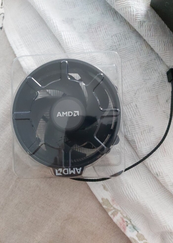 AMD Ryzen İşlemci Soğutucu Fan Wraith Stealth - Görsel 5