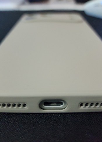 Apple iPhone 17 Pro Max Gri Silikon Kılıf - Görsel 7