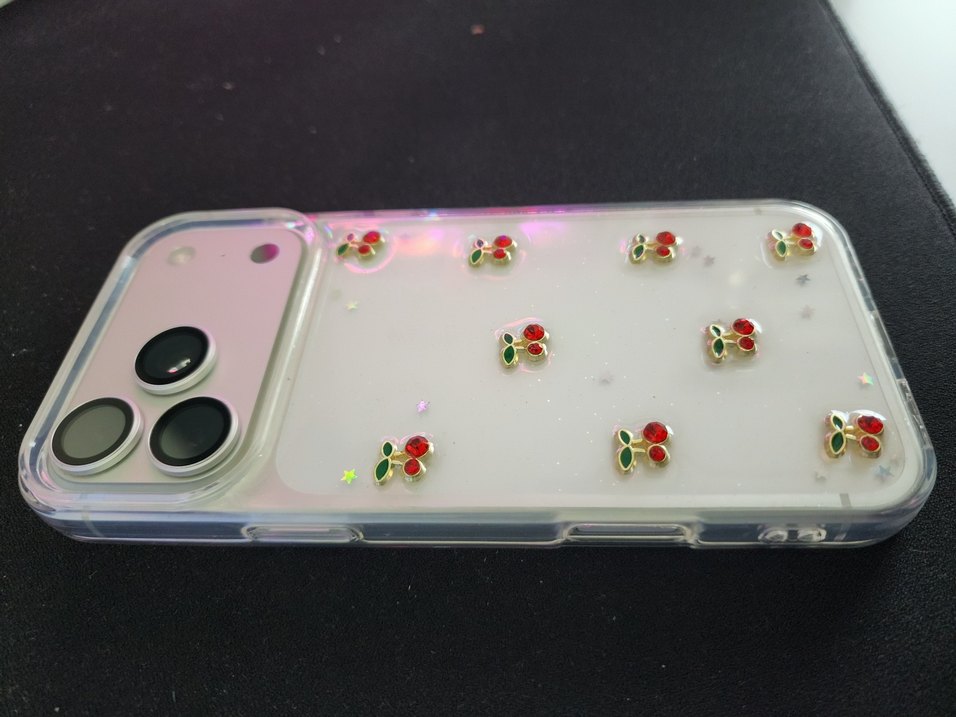 iPhone 17 Pro Max Şeffaf Işıltılı Kiraz Desenli Kılıf - Görsel 3