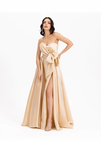 Ilmio Saten Cep Detaylı Yırtmaçlı Straplez Abiye - Görsel 6