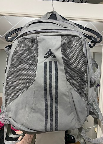 Adidas Gri Spor Sirt Cantasi