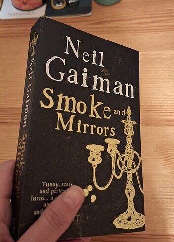 Beden Neil Gaiman Smoke and Mirrors
