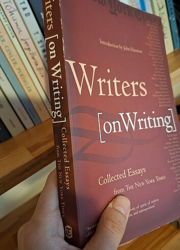 Beden Writers On Writing Collected Essays From New York Times