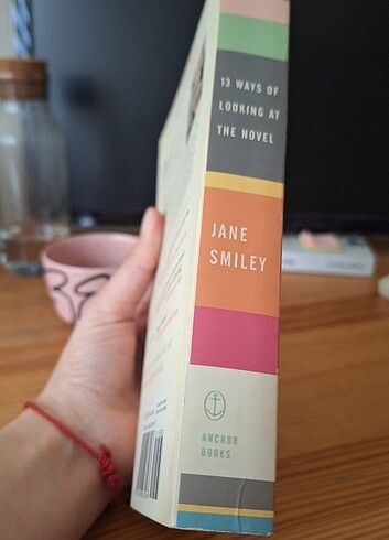  Beden 13 Ways of Looking At the Novel Jane Smiley