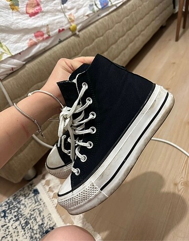Converse Converse
