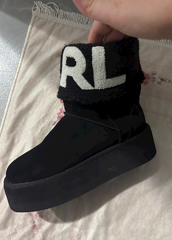 Karl Lagerfeld 37