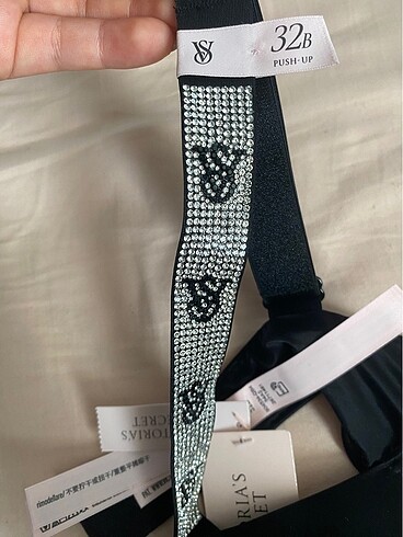 32 Beden siyah Renk Victoria?s secret siyah ışıltılı sütyen