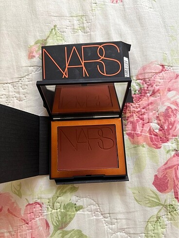 Nars NARS BRONZLAŞTICI PUDRA