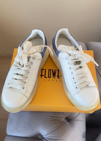 37 Beden beyaz Renk FLOWER kadın beyaz/mavi deri sneaker