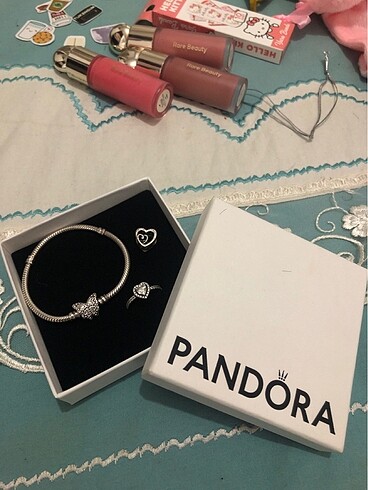 pandora bileklik charm ve yüzük