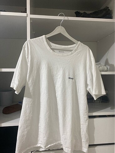 boss beyaz tshirt