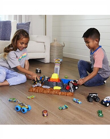  Beden Renk Hot wheels oyuncak