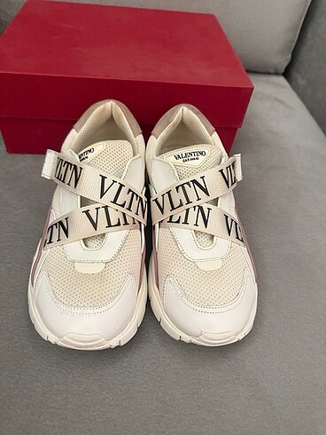 Valentino spor ayakkabı
