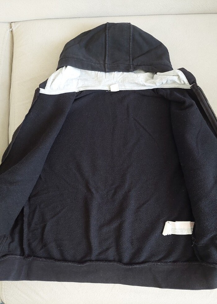 Erkek çocuk switsirt lc waikiki 5/6yas - Görsel 4