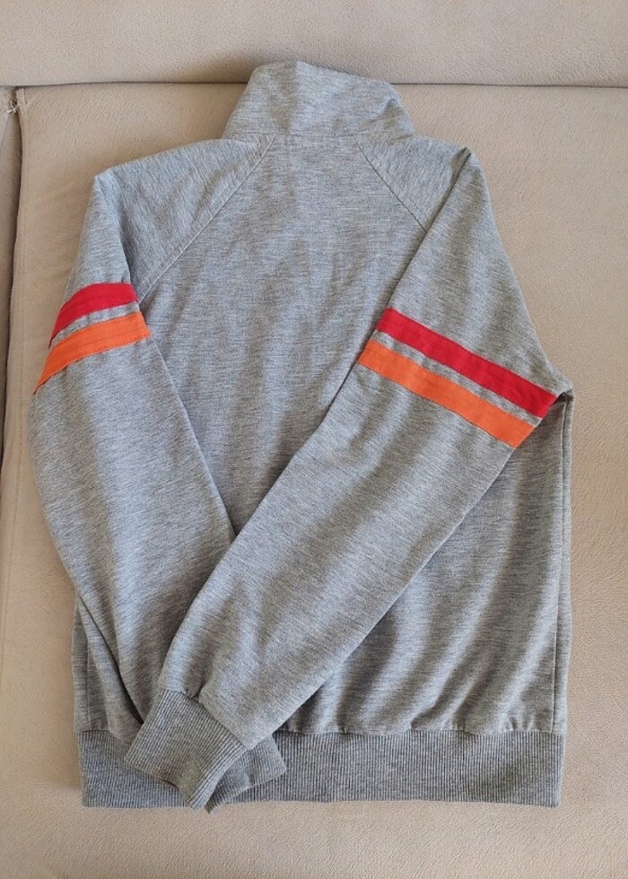 Sevinç kolej hırkası 7/8yaş  - Görsel 2