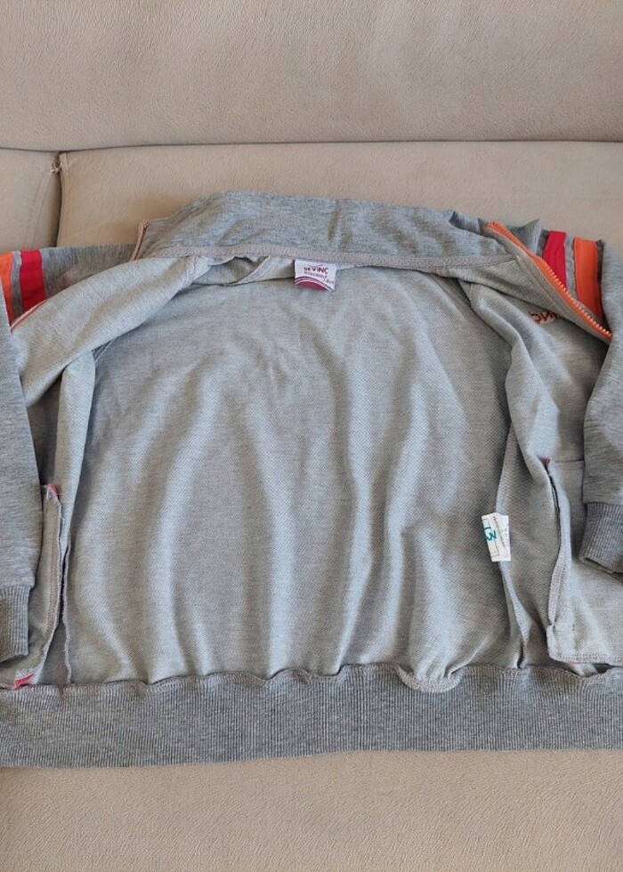 Sevinç kolej hırkası 7/8yaş  - Görsel 3