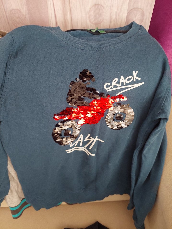 Toptan satış.  2 ürün 40 tl. çocuk ev kiyafeti . 9/10  yaş. - Görsel 2