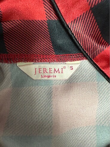 s Beden çeşitli Renk Jeremi Marka S Beden Pijama Takımı