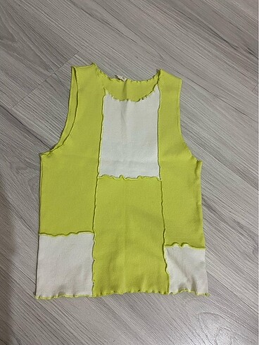 Sıfır kollu crop